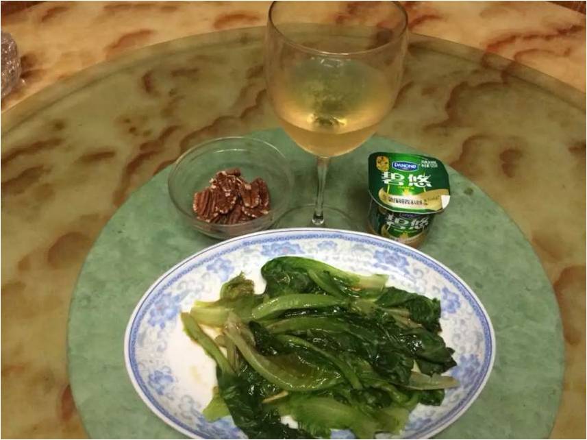 這是我的營養(yǎng)餐，還是你的營養(yǎng)餐，給你的作物也做做營養(yǎng)餐吧
